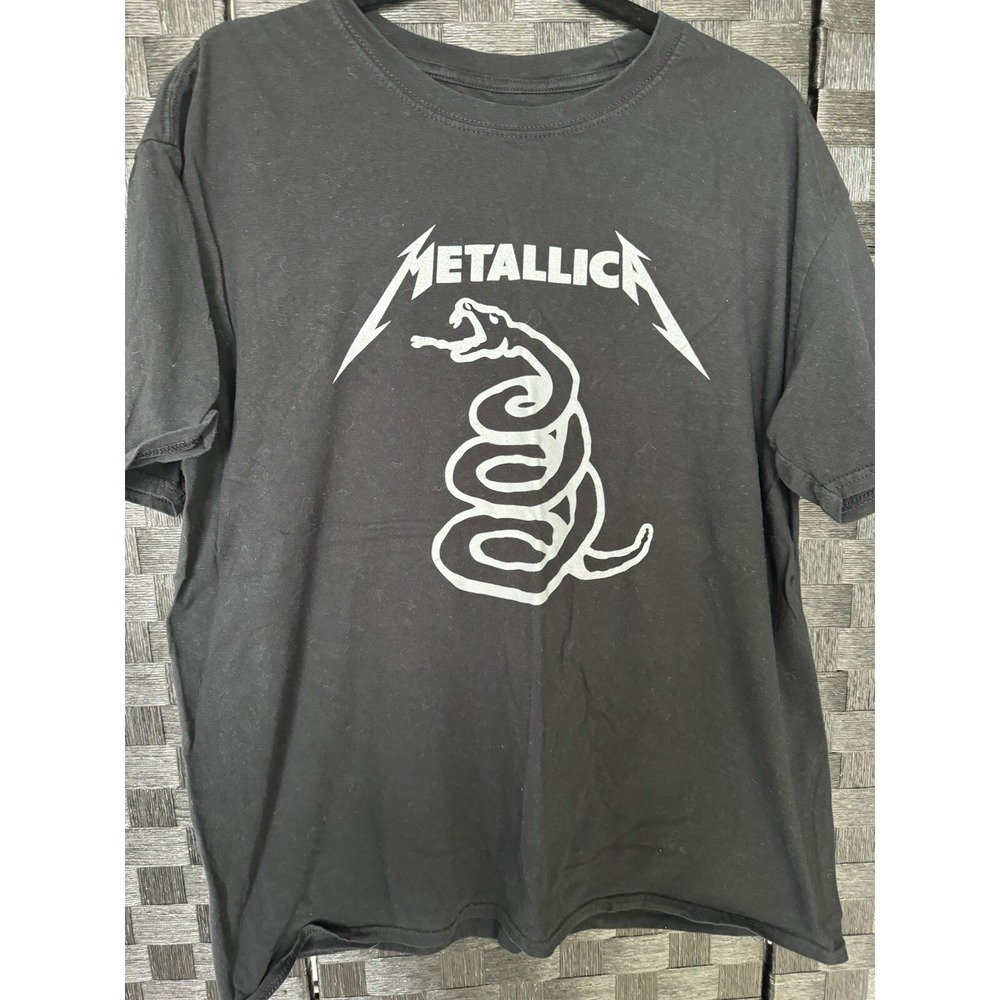 Metallica Shirt Adult XL Rock Band Music Artist Snake Serpent Logo Merchandise